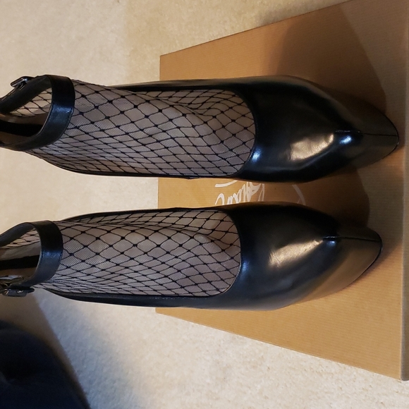 Christian Louboutin size 40 color Black leather 100% Authentic - Picture 15 of 17